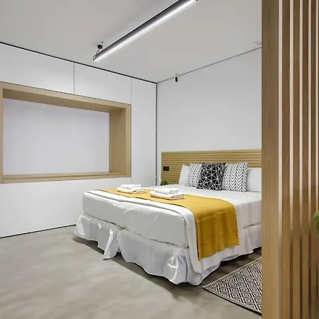 Rastro Modern By La Latina * Madrid
