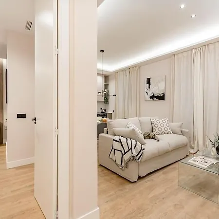 Centro Ix Calle Caballero De Gracia 2br 2bh * Madrid