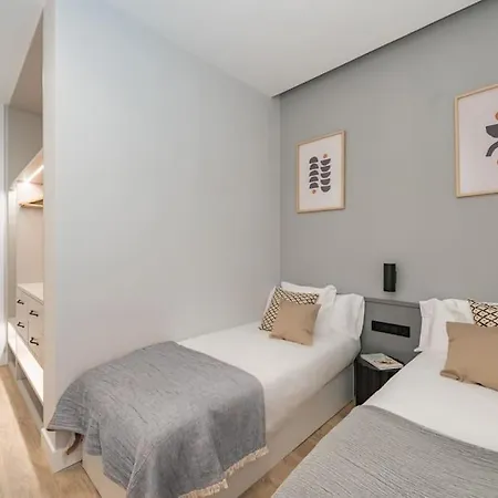 Centro Xiii Calle De La Paz 2br 2bh 马德里