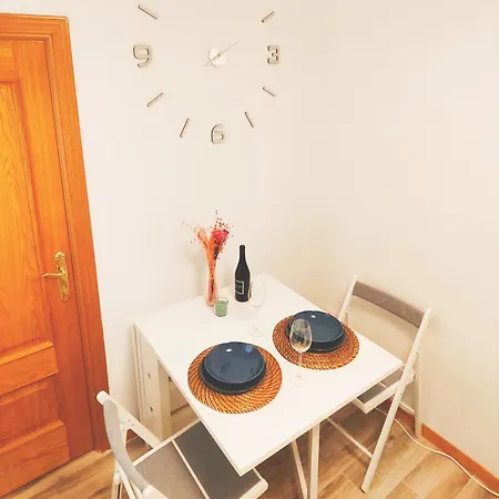 Skytitan House Madri