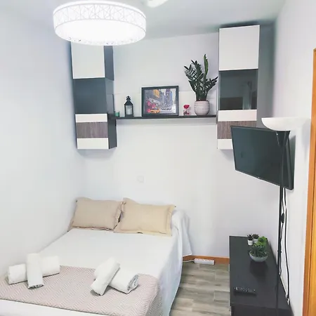 Skytitan House * Madri
