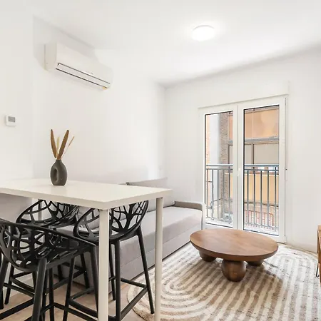 Inteligentes En Vallecas Apartment