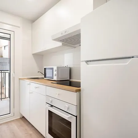 Inteligentes En Vallecas Apartment