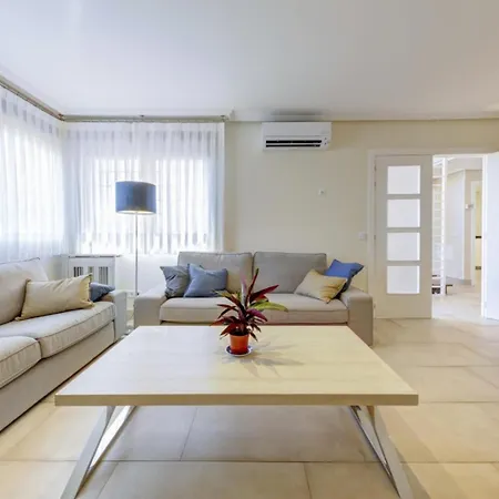 El Palomar Apartment