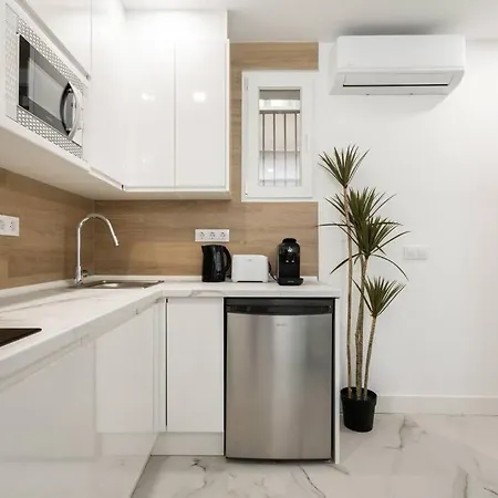 Apartamento Cozy In Ley4 Madrid
