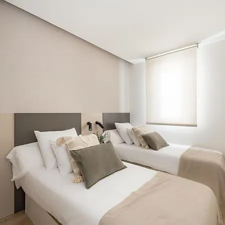 Salamanca Vii Calle Conde De Penalver 2br 2bh Apartment