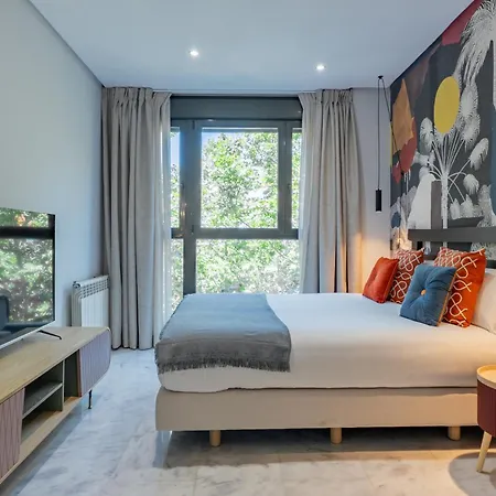 Aparthotel Smartr Ventas *