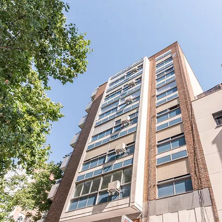 Caterina Ventas Apartment