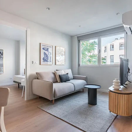 Caterina Ventas Apartment