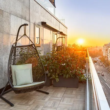 H10 Puerta De Alcalá 4* Madri