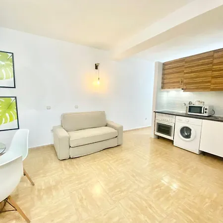 Mendez Alvaro Callejo Street Apartment *