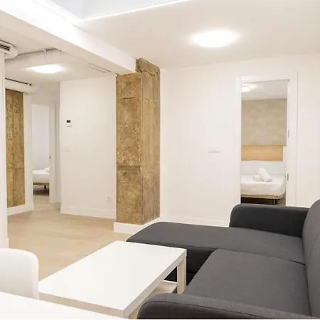 Contemporary 6bd For 12 Ventas Apartment *