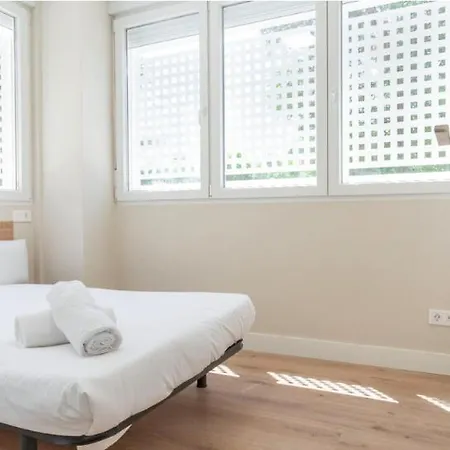 Contemporary 6bd For 12 Ventas * Madrid
