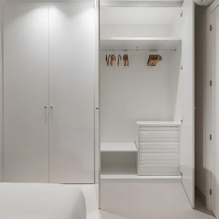 Laurel-mintystay Apartment *