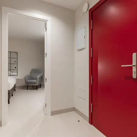Laurel-mintystay Madrid
