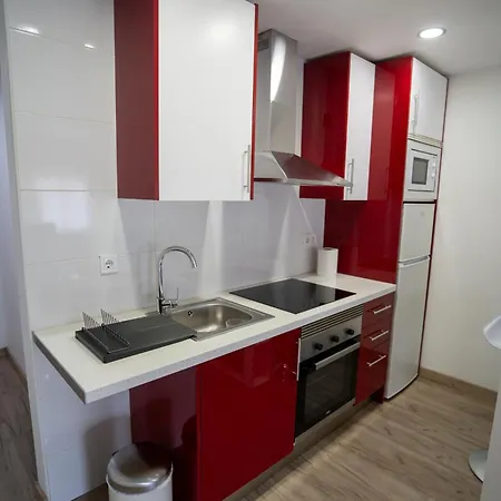 Apartamento Comodo Piso Cerca Del Aeropuerto By Bebalmy