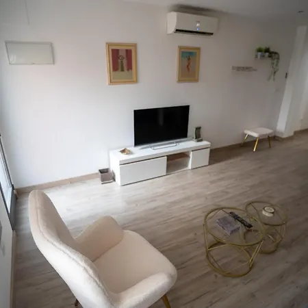 Comodo Piso Cerca Del Aeropuerto By Bebalmy Apartment *