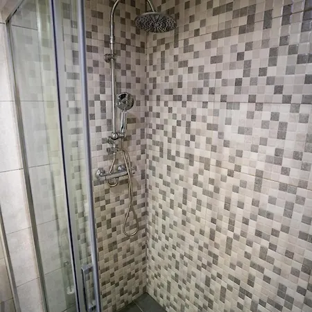 Apartment Comodo Piso Cerca Del Aeropuerto By Bebalmy *