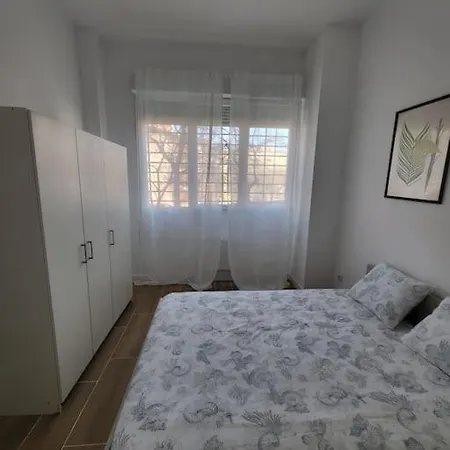 Apartment Bonito Y Luminoso Piso Bien Comunicado