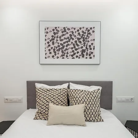 Apartment Chueca Viii Calle Hortaleza 3br 3bh