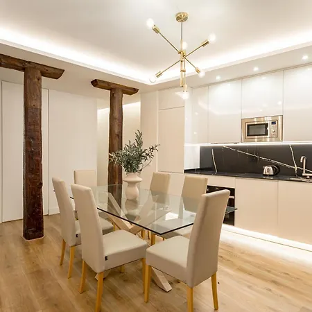 Chueca Viii Calle Hortaleza 3br 3bh