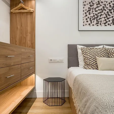 Chueca Viii Calle Hortaleza 3br 3bh * Madrid