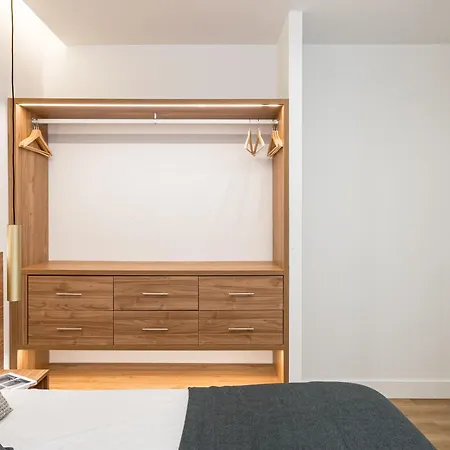 Chueca Viii Calle Hortaleza 3br 3bh