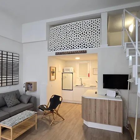 Apartment Cozy In Madrid