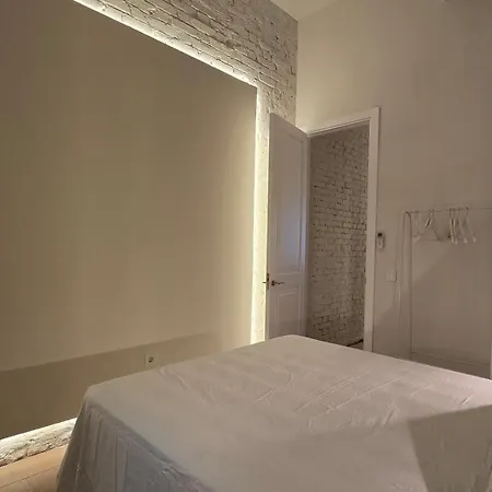 Center Charm 1 Bedroom Apartment Madrid
