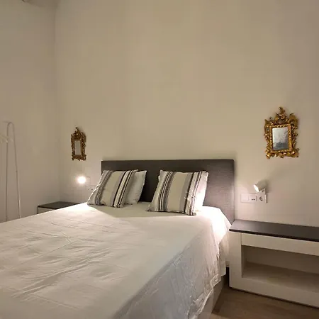 Apartment Center Charm 1 Bedroom Madrid