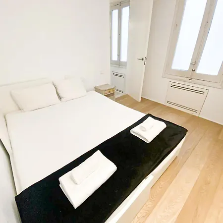 Elegant Next To Paseo Del Prado - Alameda Apartment