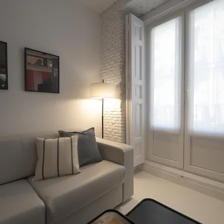 Apartment Reina Sofia Center *