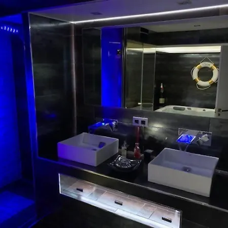 Apartment Duplex Para 8 Personas Con Sauna Jacuzzi Y Cine