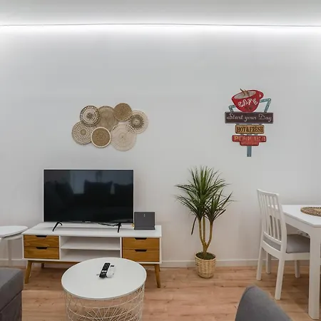 Cozy And Modern-1bedroom 1bathroom-delicias Apartment Madrid