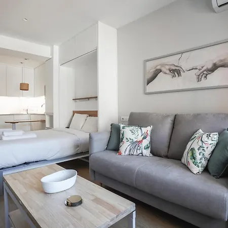 Cozy Studio-chamberi Apartment Madrid