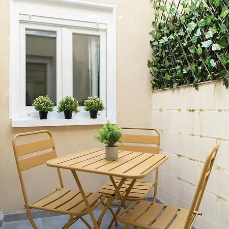 Charming San Isidro Apartment