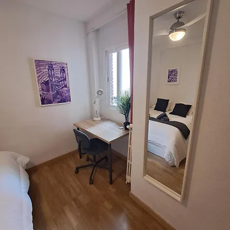 In - Private For Rent In Calle De San Bernabe