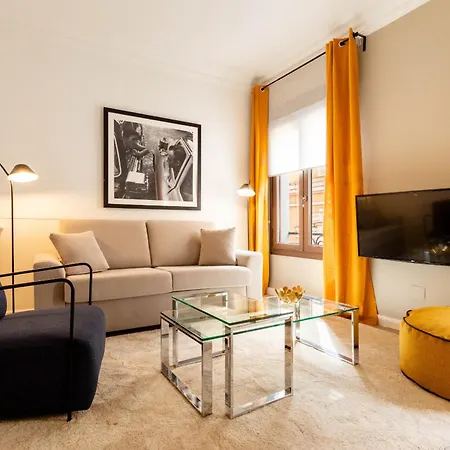 Apolo En Appartement *