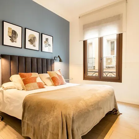 Mit House Madville En Apartamento