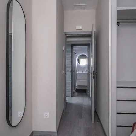 Modern * مدريد