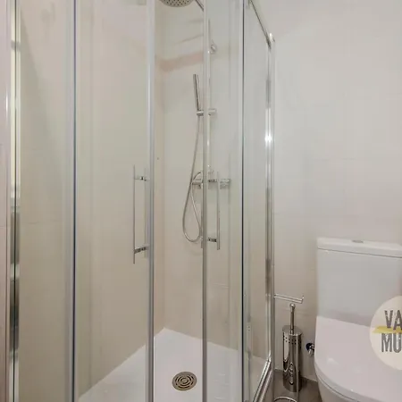 Magnifico 8pax En Calle Santa Ana Apartment Madrid