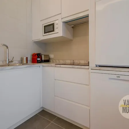 Magnifico 8pax En Calle Santa Ana * Madrid