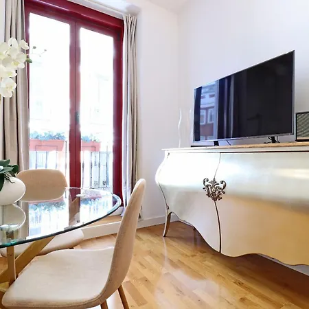 Chueca Apartment *