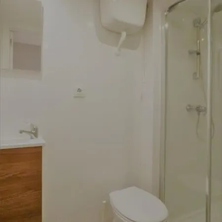 Apartment Juvenil En La Mejor Zona De Madrid