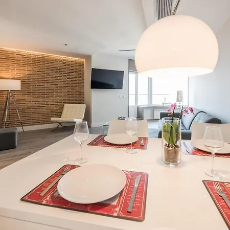 Apartment Torre Plaza Madrid