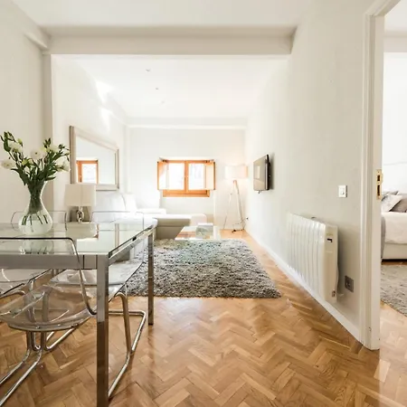 Chueca Penthouse *