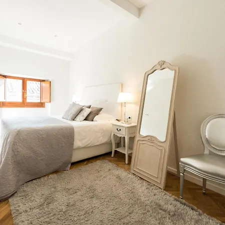 Chueca Penthouse Apartment *