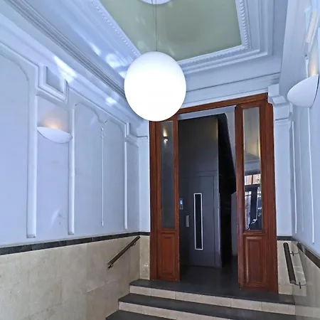 Apartment House Of Arts - Justicia