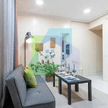 Pelayo Calle, Muy Fresquito En Pleno Chueca, Apartment *
