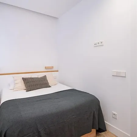 Salamanca Ii Calle Diego De Leon 2br 2bh *